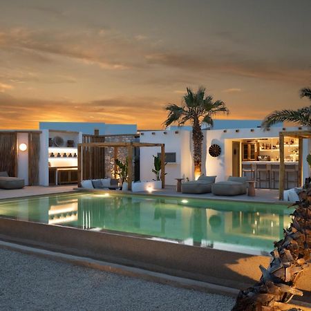 Kosmitis Suites & Villas ナウサ エクステリア 写真
