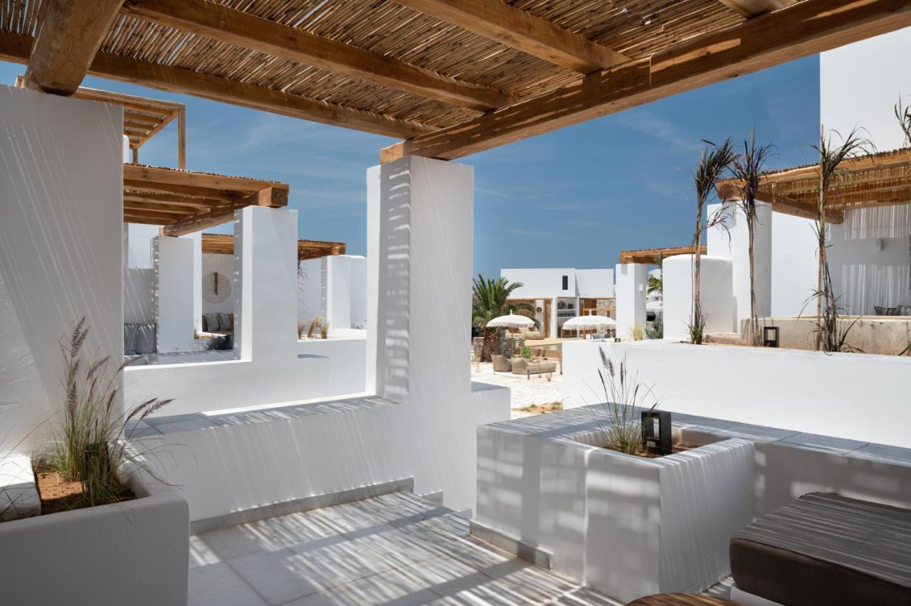Kosmitis Suites & Villas ナウサ エクステリア 写真
