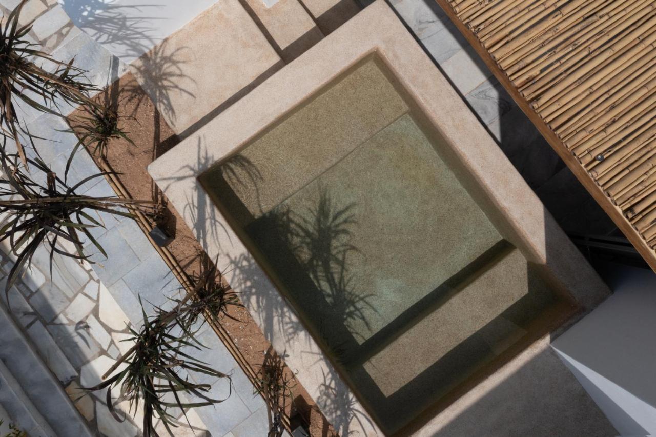 Kosmitis Suites & Villas ナウサ エクステリア 写真