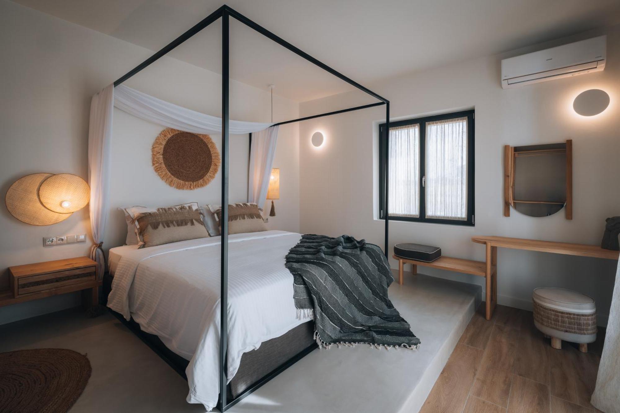 Kosmitis Suites & Villas ナウサ 部屋 写真