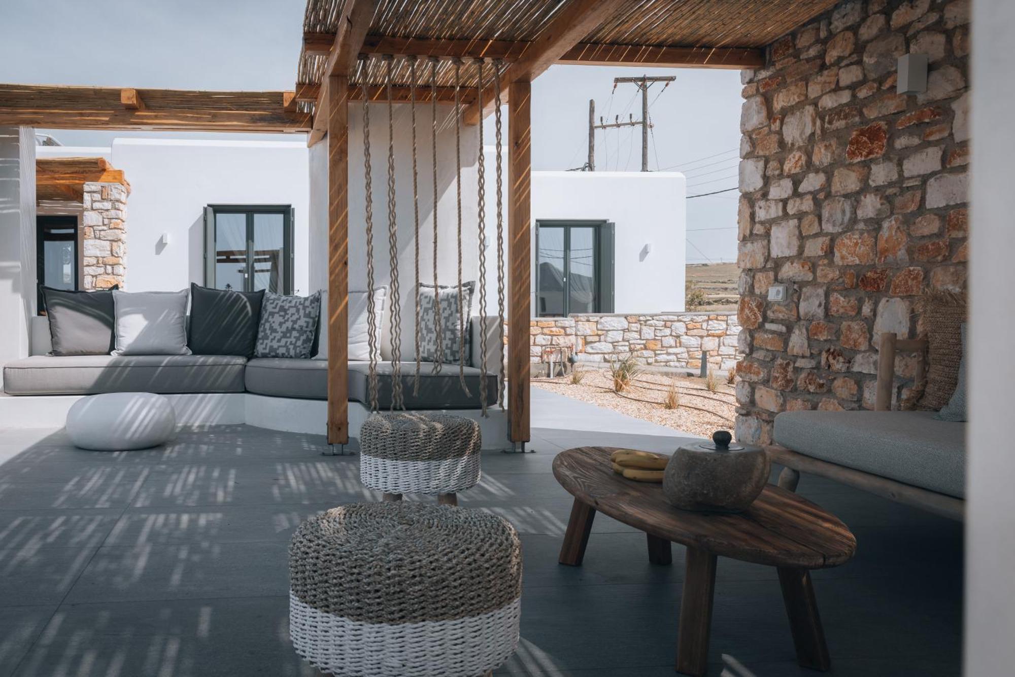 Kosmitis Suites & Villas ナウサ 部屋 写真